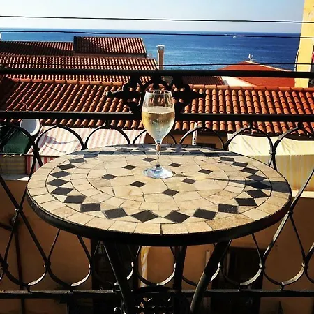 ドルチェ エステート アパート *